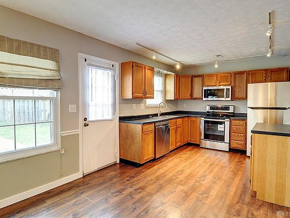 4th image of 115 Chapel Hill Dr #115
