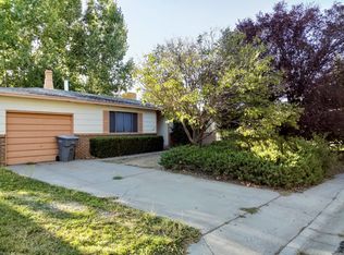 801 Apache Ave, Aztec, NM 87410
