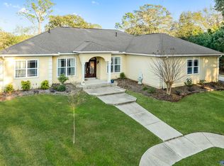 106 Fairway Dr, Pass Christian, MS 39571