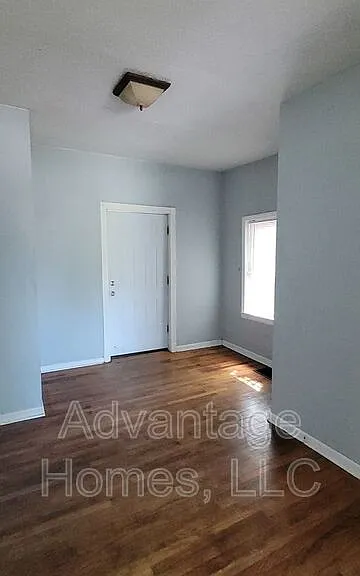 105 Brooklyn Ave — Photo 17