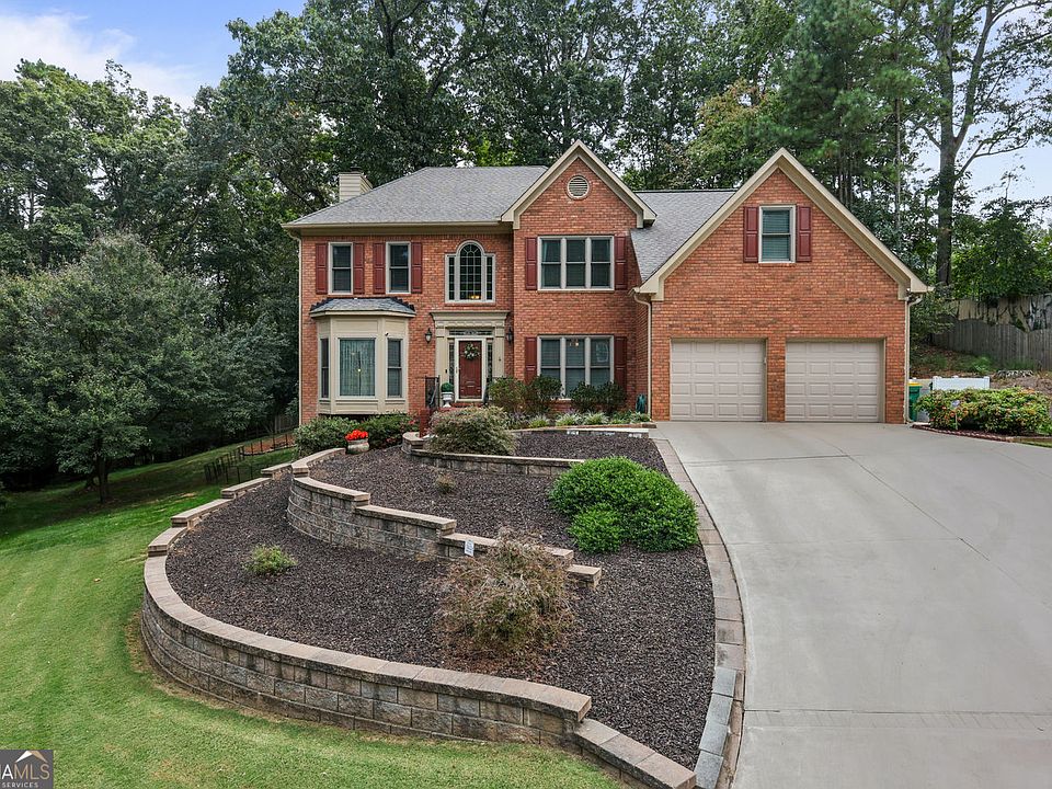 1st image of 335 Dunhill Way Ct