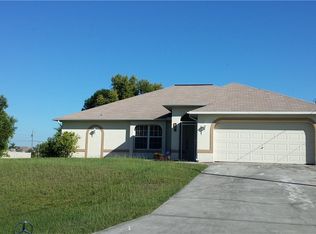 1907 SW 28th Ln, Cape Coral, FL 33914