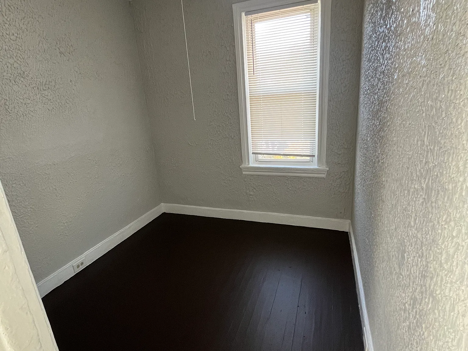 2 bed, $1,350 — Photo 3