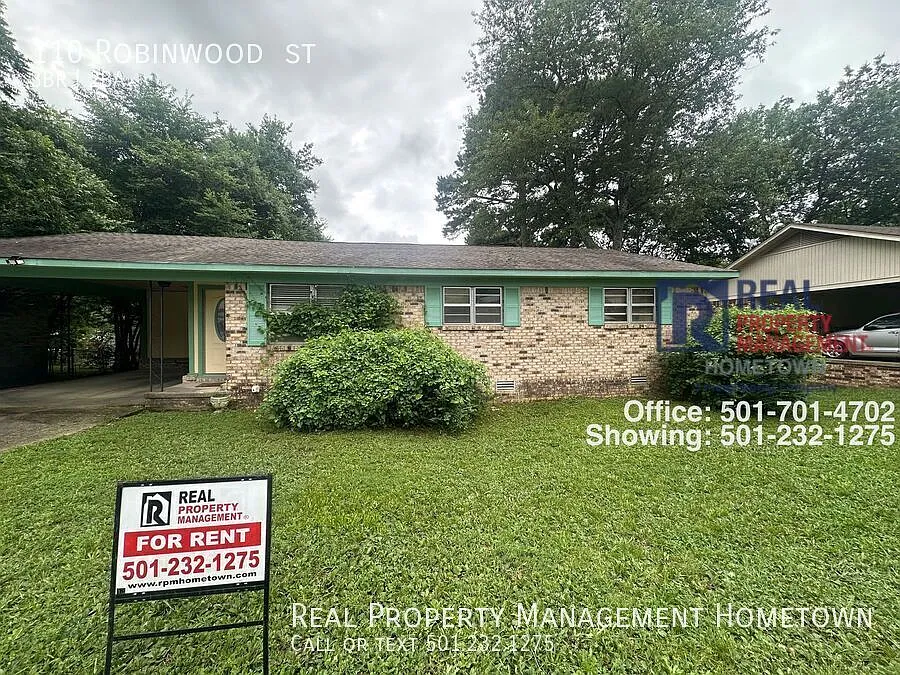 110 Robinwood St