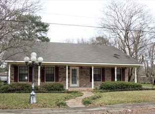 403 E Washington St, Ville Platte, LA 70586