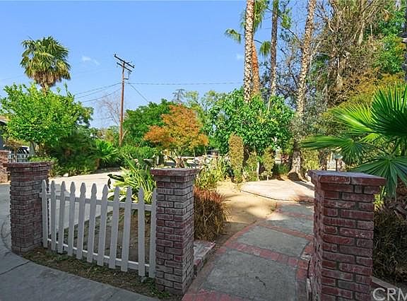 3rd image of 4254 Sierra Ave