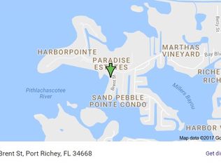 8251 Brent St APT 924, Port Richey, FL 34668