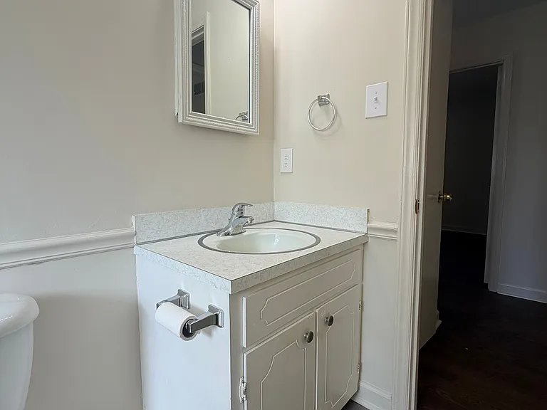 5701 Cates Dr — Photo 34