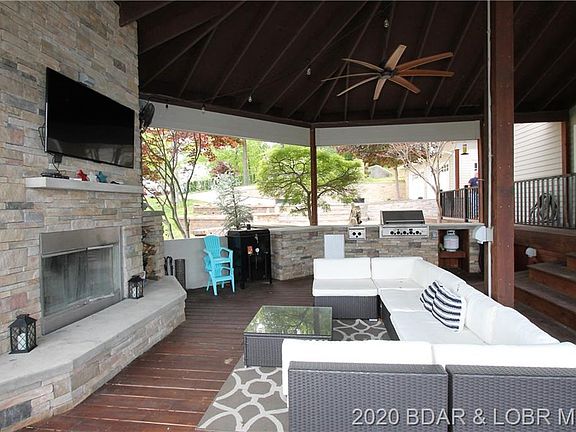4th image of 839 Four Waters Dr