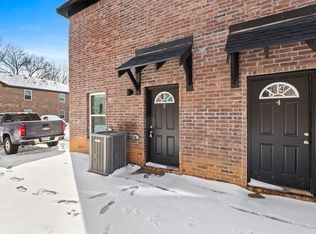 1370 N Porter Rd, Fayetteville, AR 72703