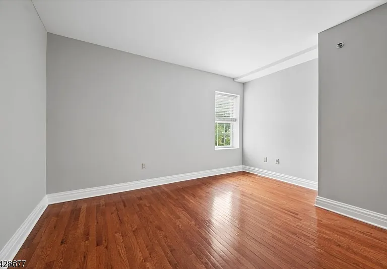 28 W Main St #2D — Photo 9