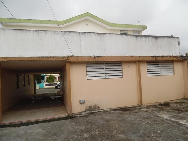 2nd image of C8 Calle Honduras