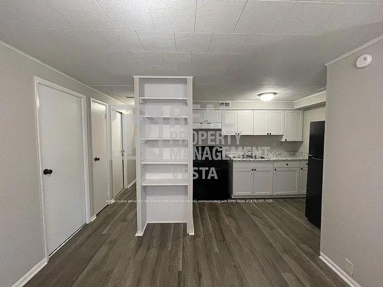 618 Cedarwood Dr — Photo 5