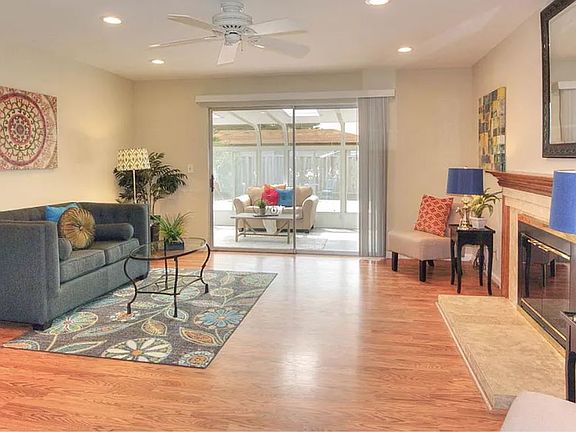 3rd image of 1122 Park Brook Ct