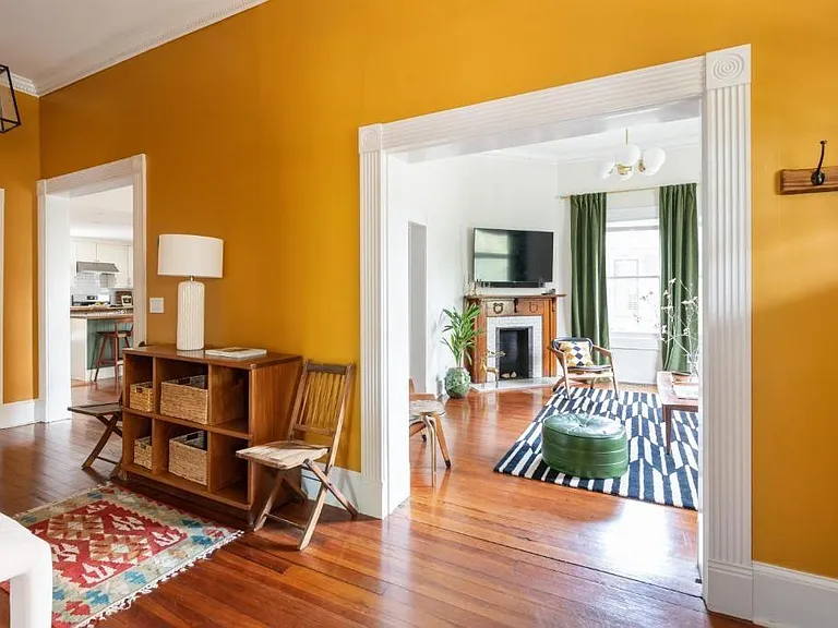 307 Georgia Ave SE — Photo 8