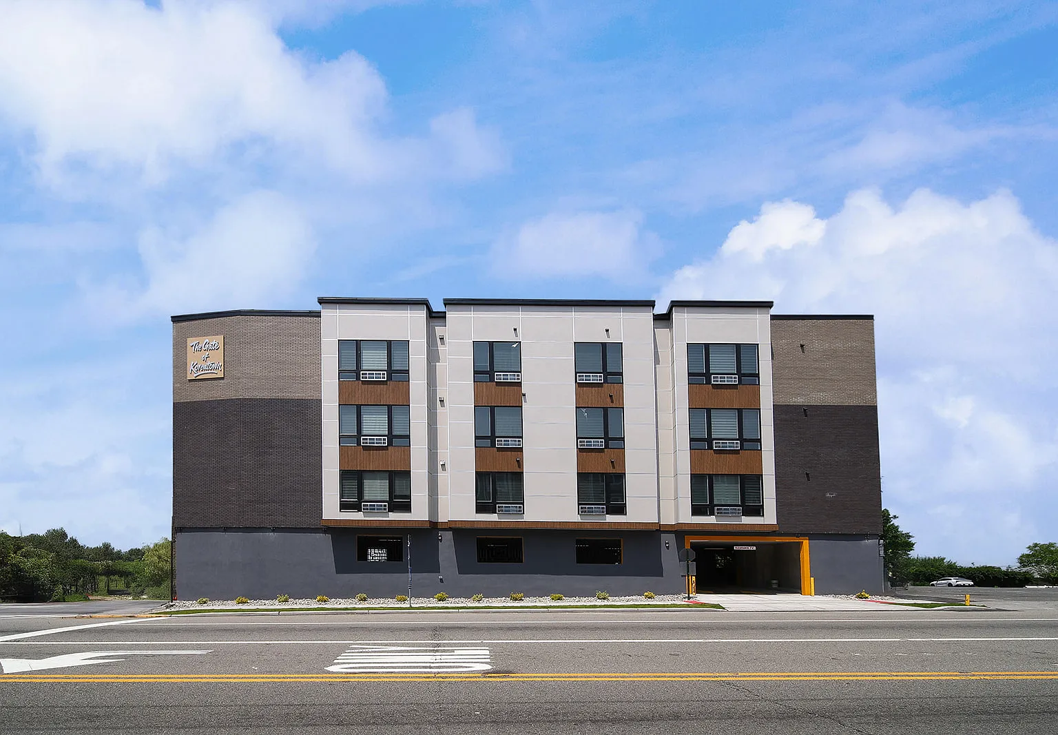 2 bed, 1200 sqft, $3,700 — Photo 1