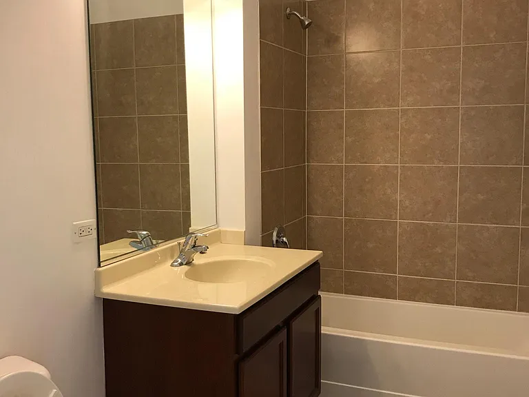 3536 S Federal St — Photo 10