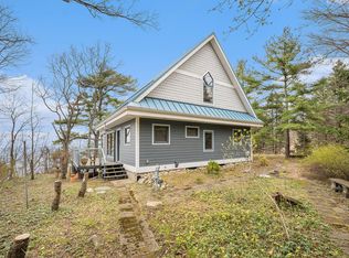27901 Shorewood Dr, Covert, MI 49043