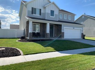 3606 S Bayview Dr, Syracuse, UT 84075