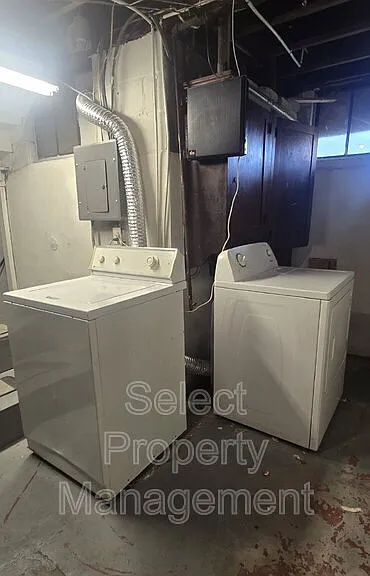 4111 S Calhoun St — Photo 16