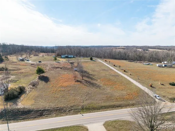 130 Shady Pines Ln, Perryville, MO 63775