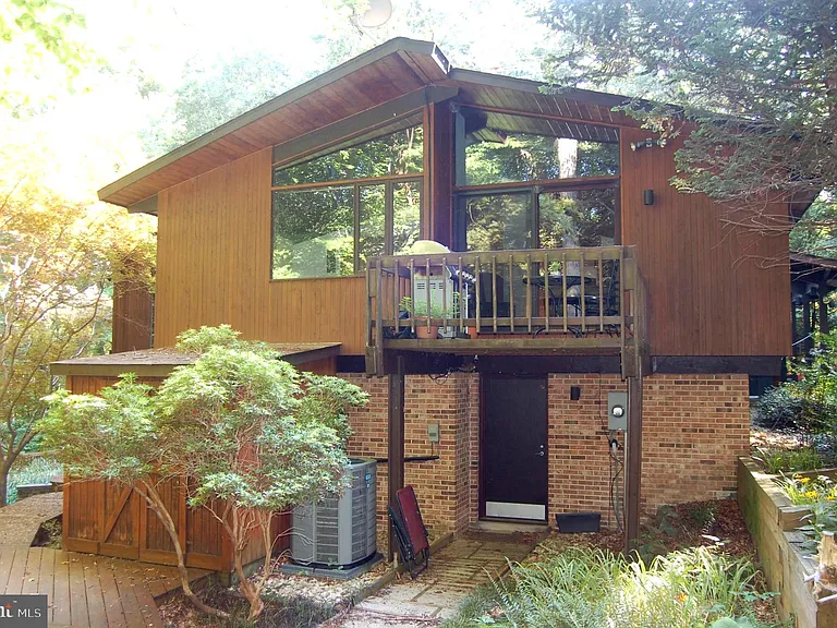 9728 Swift Creek Ct — Photo 4