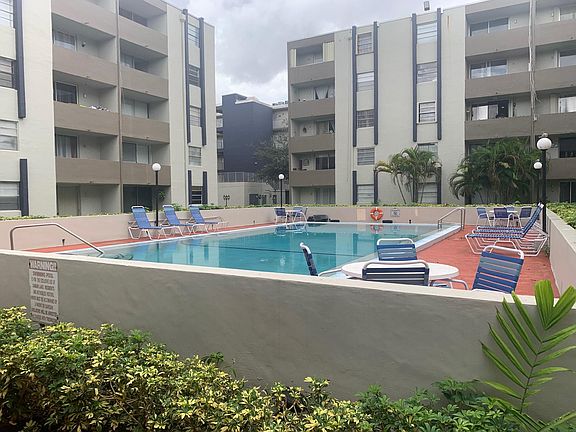 5th image of 10000 NW 80th Ct APT 2344