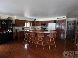2320 Meadowlark Ct, Cody, WY 82414