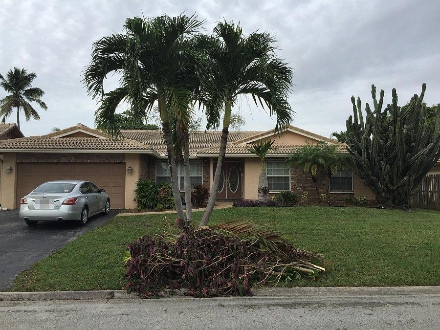 1st image of 328 NW 108th Ave