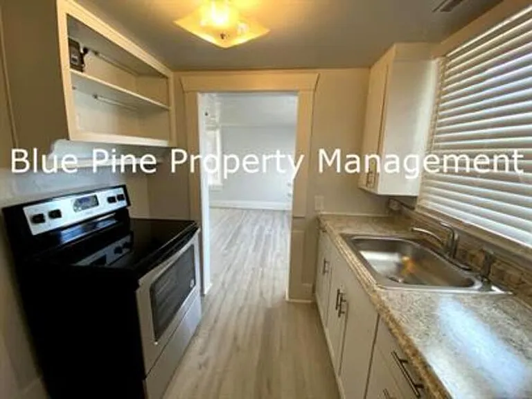 252 N Shilling Ave #4 — Photo 6