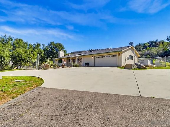 4th image of 359 Galloway Valley Rd