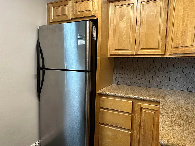 8600 Boulevard E #4G — Photo 7