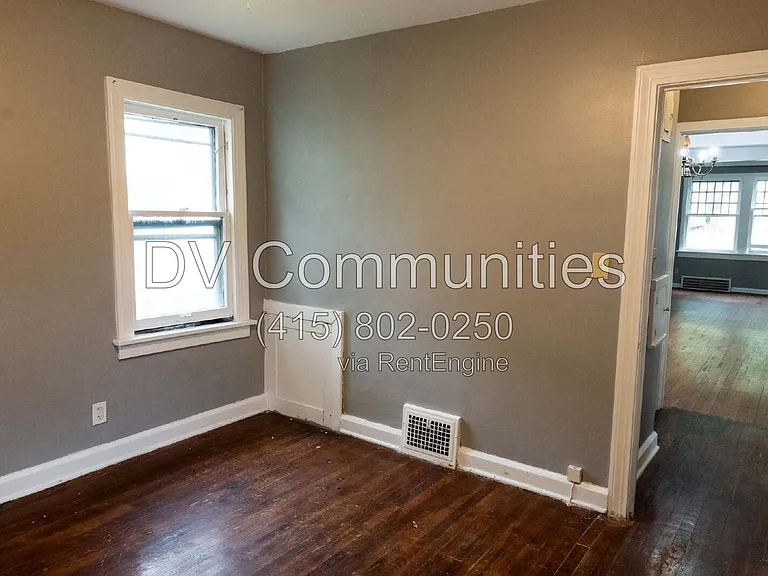 1504 Sherbrook Rd #1 — Photo 16