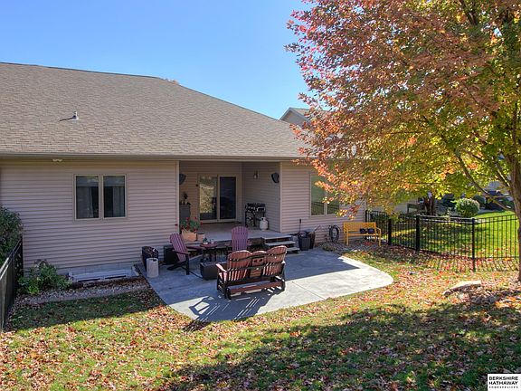 5th image of 7539 Kentwell Ln