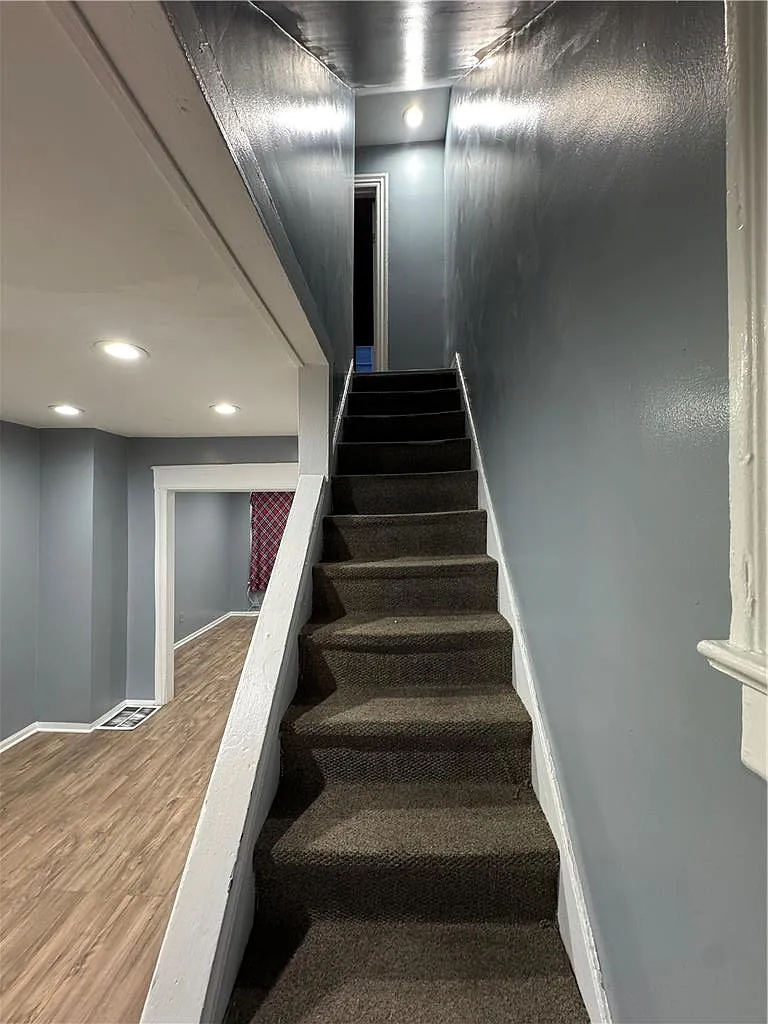 2 bed, 1.0 bath, 996 sqft, $1,450 — Photo 4