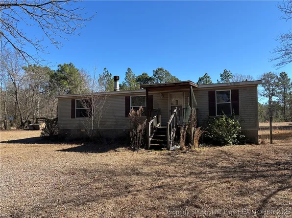 1428 Antler Dr, Raeford, NC 28376