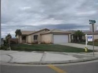 30497 Pine Creek Dr, Menifee, CA 92584