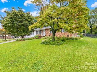 809 Princeton Dr, Kings Mountain, NC 28086