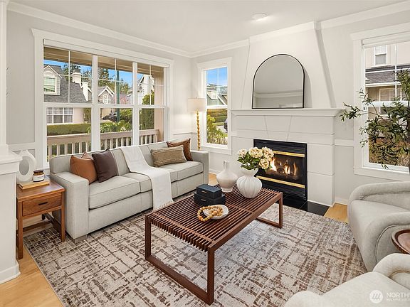4th image of 1429 NE Katsura Street