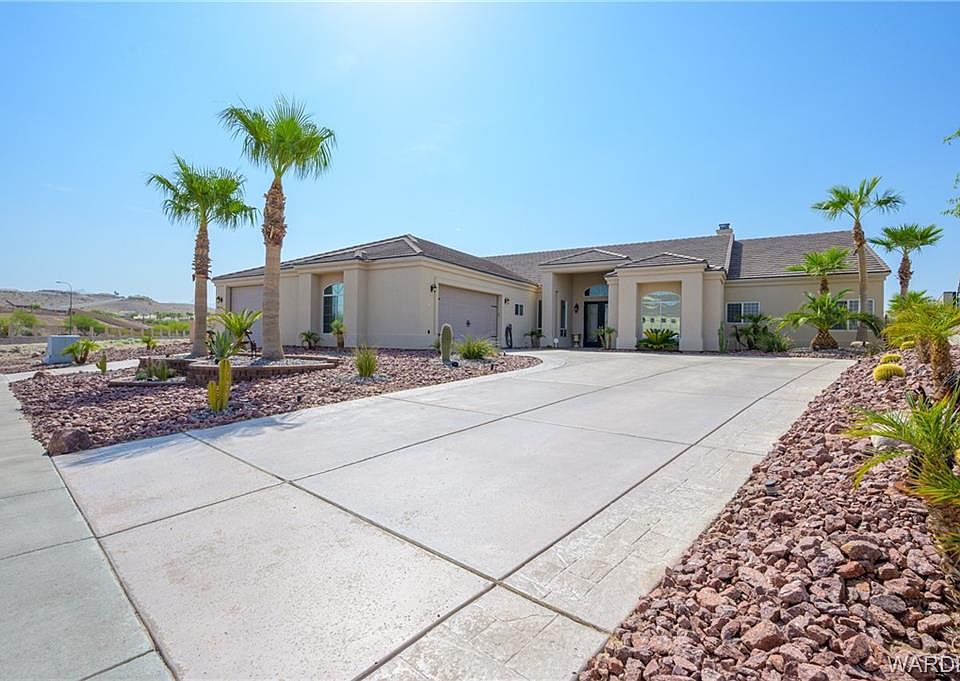 1st image of 2744 Promontory Dr