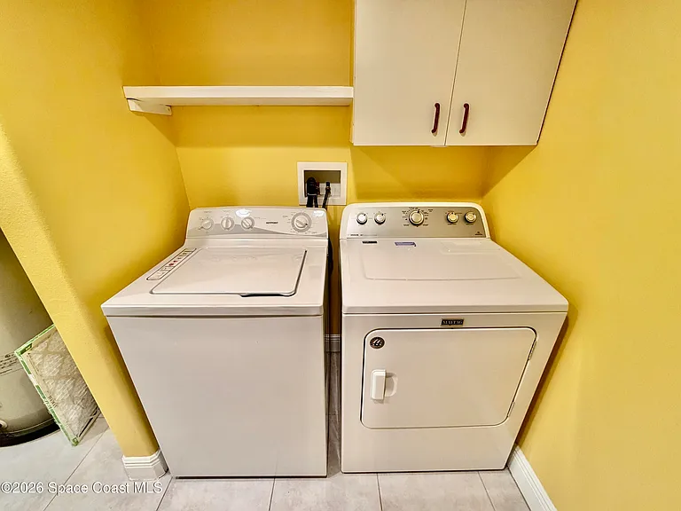 551 Casa Bella Dr #204 — Photo 47