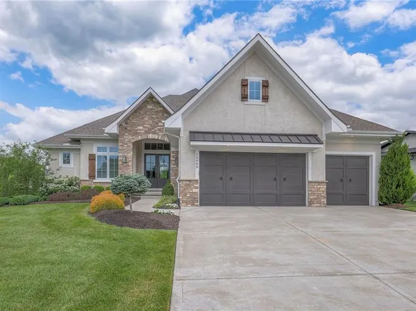 16060 Stearns St, Overland Park, KS 66221