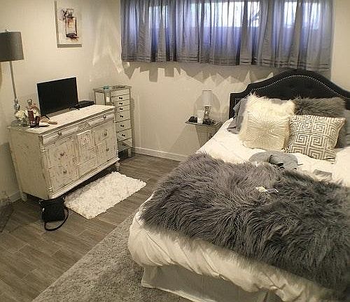 5th image of 1502-04 Green St #1F