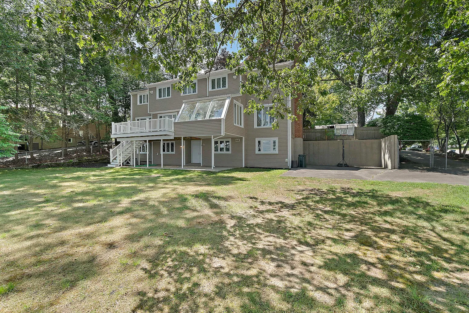 12 Williams Street - 1 — Photo 4
