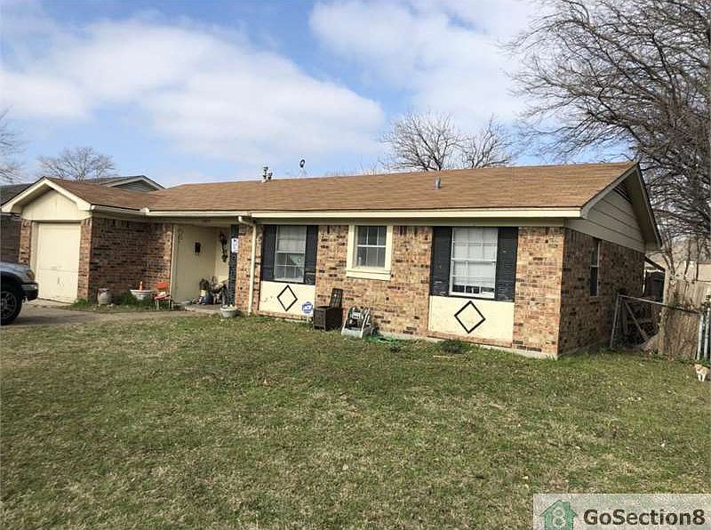 2nd image of 1005 Cherrywood Dr