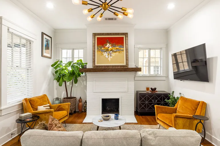 1110 Monroe Dr NE #A — Photo 2