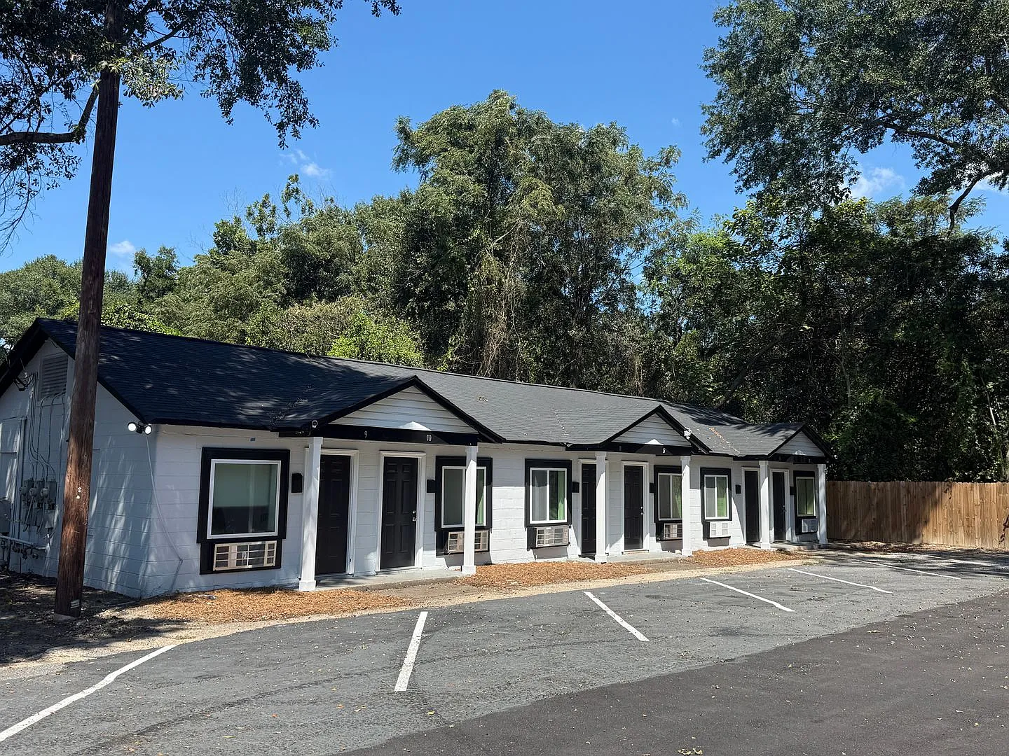 2609 Cusseta Road Units 9 - 14 YDL — Photo 2