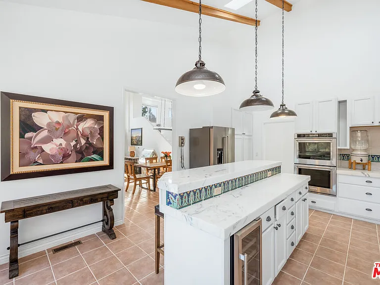 34136 Mulholland Hwy — Photo 14