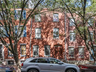 1715 Wallace St APT 301, Philadelphia, PA, 19130