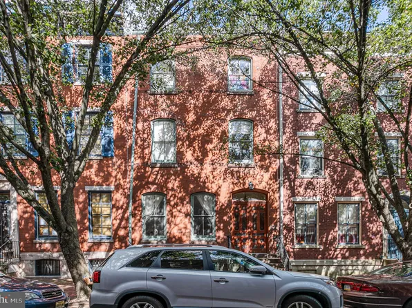 1715 Wallace St APT 301, Philadelphia, PA 19130